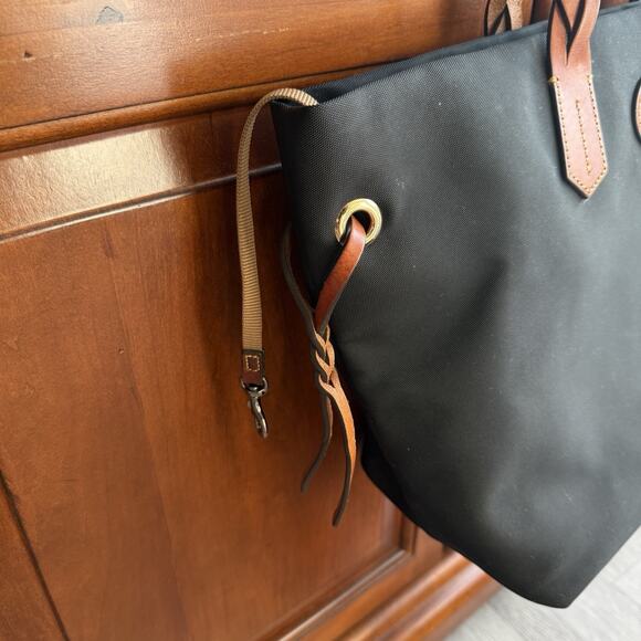 Dooney and Bourke Black Nylon Shopper Tote Bag Brown Leather Braided Handle - Picture 3 of 9